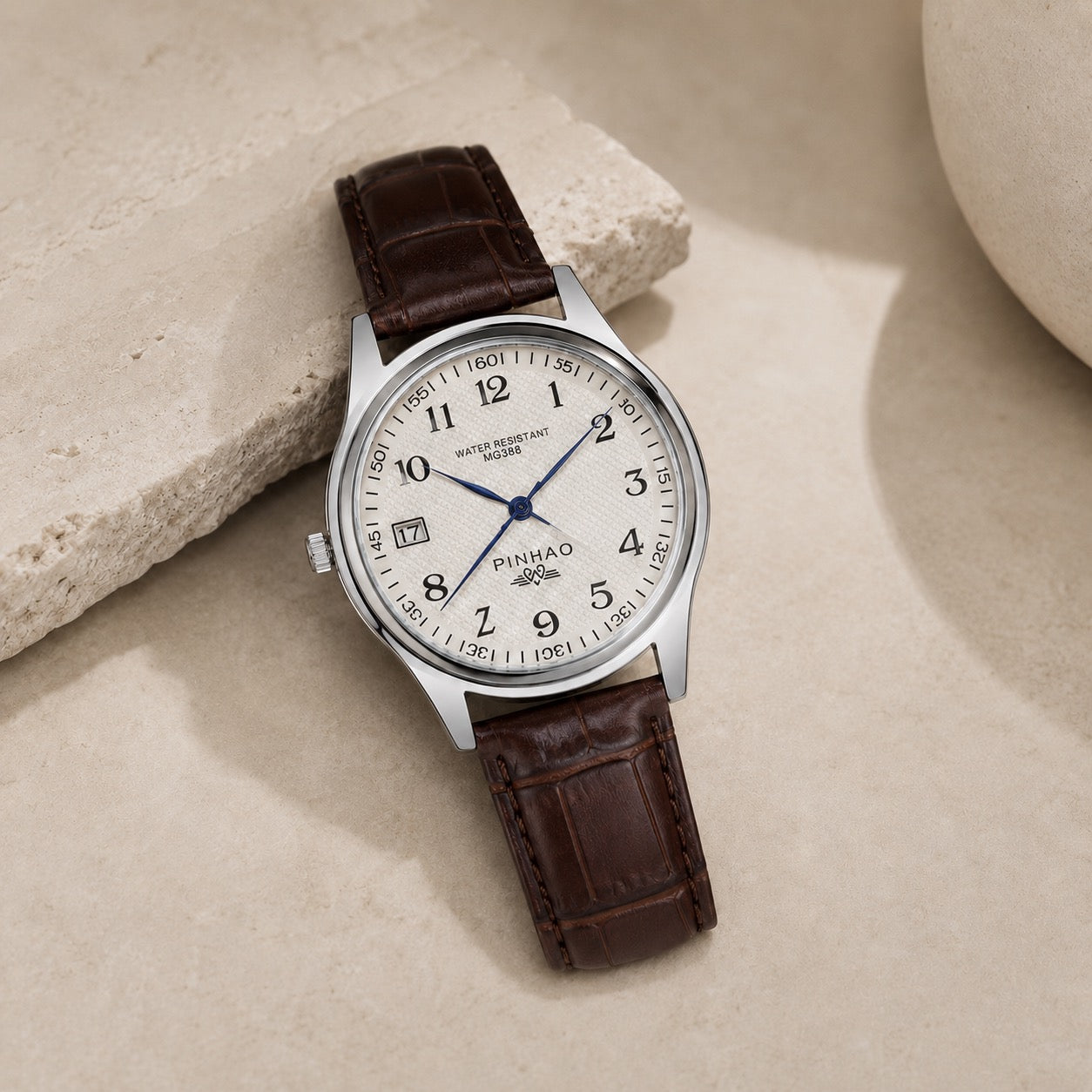 Reloj clásico de cuero